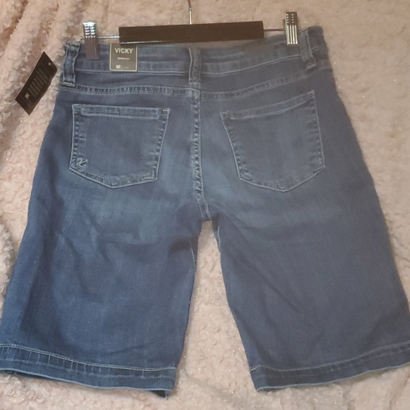 KUT FROM THE CLOTH shorts 🌻 - Picture 3 of 3